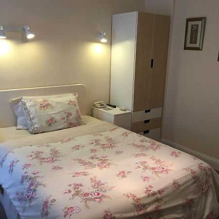 Heather House Bed And Breakfast Oxford Bagian luar foto