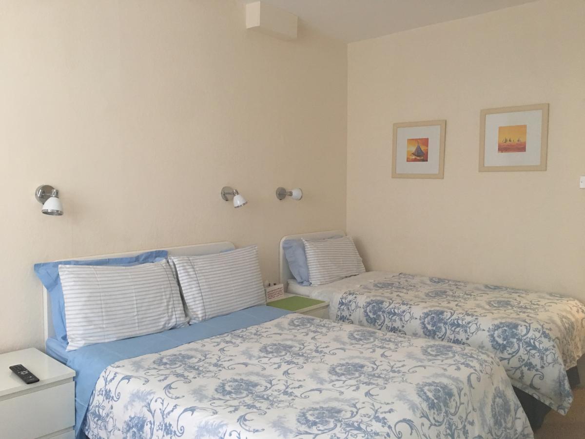 Heather House Bed And Breakfast Oxford Bagian luar foto